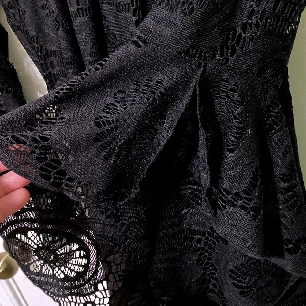 Black‎ Lace Boho Gypsy Bell Sleeve Mini Dress L Dark Feminine Romantic Made USA